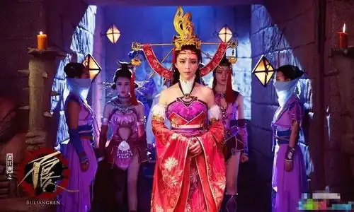 她被称为小章子怡,成名之后却迅速衰落,或因遭到导演太太排挤