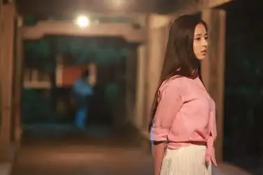 怒放曝女神剧照温心复古造型致敬理想年代