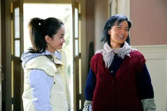 顺产三天后没人接,含泪回娘家坐月子,我没有离婚却也看透了婚姻
