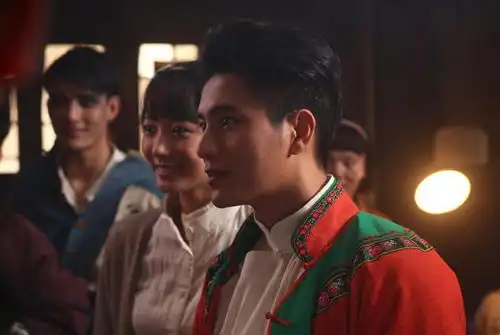 吴京片约排到10年后,陈坤无戏拍都是好演员,为啥落差这么大