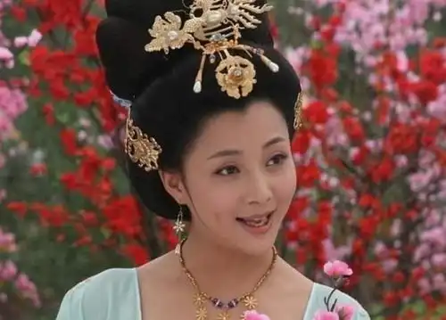 历史上神秘消失的4位名人,2男2女,至今还有人在寻找他们的下落
