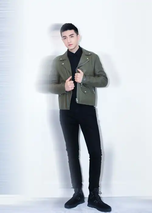 金瀚出席你和我的倾城时光杭州发布会新款霸道总裁即将上线
