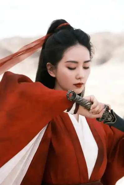 一念关山尴尬演技被吐槽,刘诗诗假吃太明显,身上都是包袱
