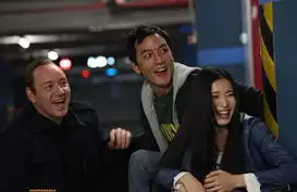 一周图说八卦比基尼小姐脱衣舞娘泰国人妖引爆火辣夏日5.75.13