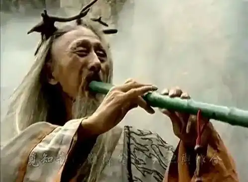 金庸小说是一个文化的预言,与五百年必有王者兴的古老信念潜潜相通
