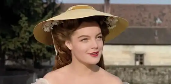 史上最讲究王后,用带血的牛肉做面膜,用热油洗澡差点把自己烫死