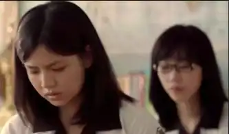 电影那些年一起追的女孩中,坐在沈佳宜后面座位上的女生求名
