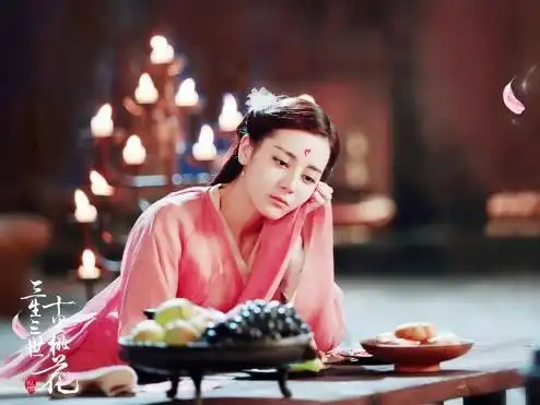 李沁这回的诛仙造型直接封神一人两角vs赵丽颖杨紫热巴三大顶流
