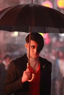 火星异种电影版新视频公开小栗旬亮相
