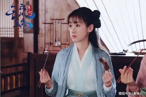 从爱情公寓中的一个龙套到如今的当家花旦,袁冰妍到底做了什么