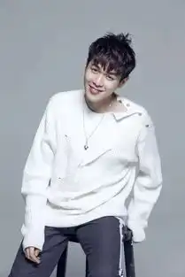 确定他们是同一个人吗笑与不笑反差好大哦
