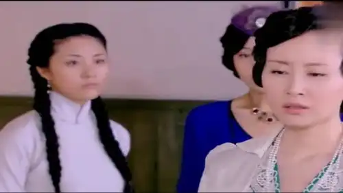 烽火佳人男子与吴谨言在妻子面前甜言蜜语,气的妻子晕倒了