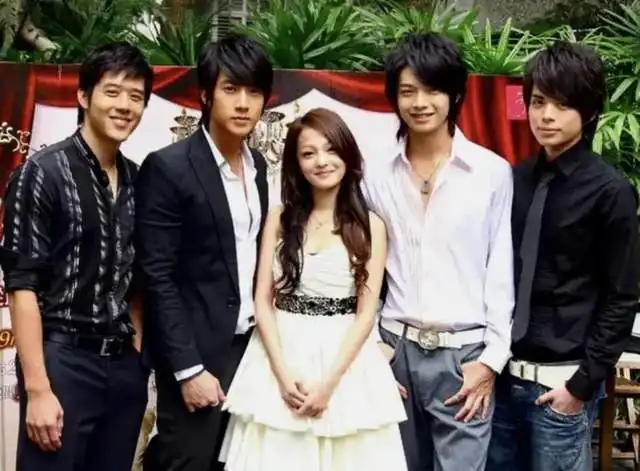 长相思2一女多男的终极目标,就是乙游