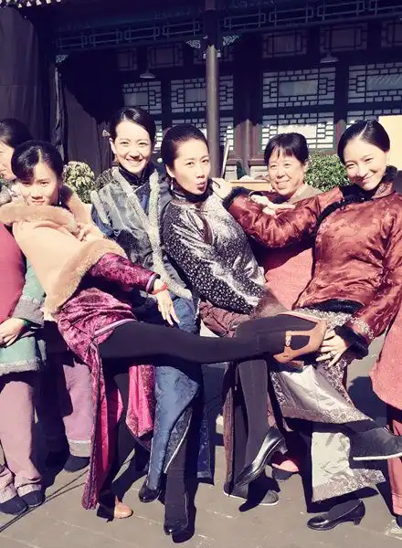 少帅太太团养眼郭虹领衔大帅府模特队