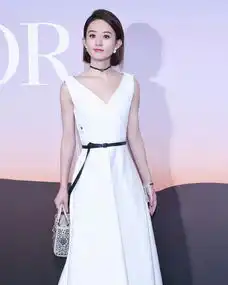 无法接受赵丽颖刚生完就演少女,新剧造型被原著粉狂吐槽
