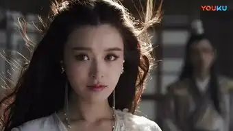 文泳珊幻化人形,遇黄轩,两人缘分初现,网友高呼在一起
