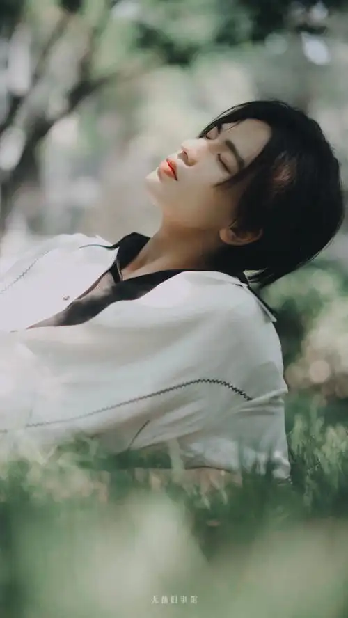 张凌赫图片分享