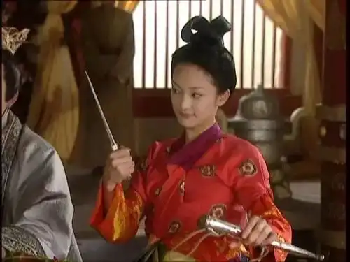 周迅如懿传演少女被群嘲丑爆可能你忘了,她美了44年
