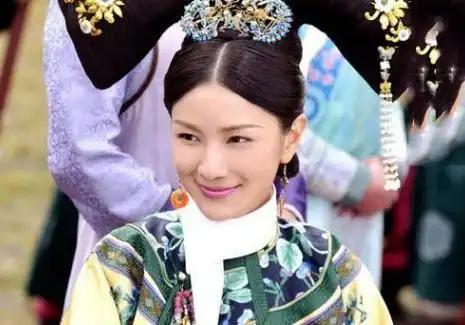 乾隆一生,记录在册的嫔妃达43位,为何最终只有5位与其合葬裕陵