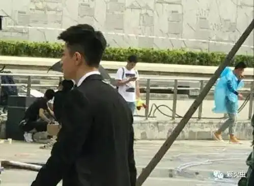 你和我的倾城时光最新金瀚赵丽颖高清剧照,现实版的历致诚身材吸晴啊
