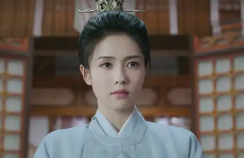 宁安如梦开播槽点多运镜雷人镜头乱转,滤镜被嘲像鬼片
