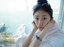 京城四美景甜获1.5亿力捧男友华汉曾与杨幂交往
