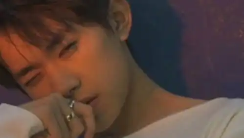 易烊千玺的舞蹈配上抖音里的音乐98k居然毫无违和感