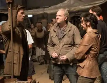 群星示范怎么hold住纯白look
