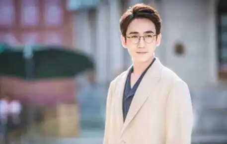 朱一龙要变身了吗除了变身芒果v基金公益大使,网友还说他