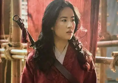 基因确实强大刘亦菲母亲旧照被扒,年过半百仍颜值仍惊艳十足
