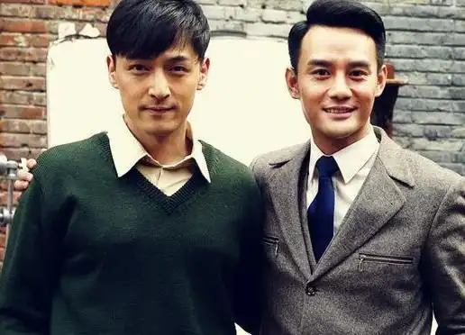 继陆毅之后,又一颜值男星发福现啤酒肚,还能认出他是谁吗
