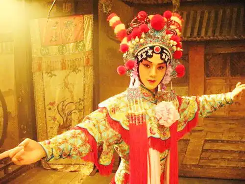 陌上人如玉,帅气孝顺的余少群为何被剩下了