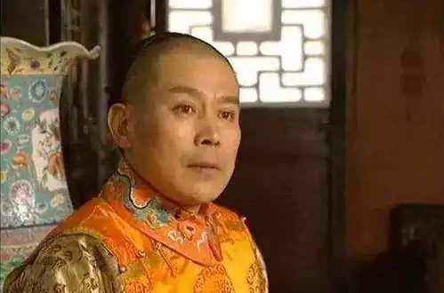 胤礽嫡子本是皇子幸,两次被废岂无情四