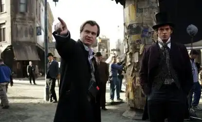 诺兰10年盗梦空间,50年迷宫梦影