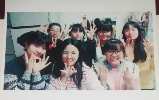 教心美有一室相居,遇几人相伴