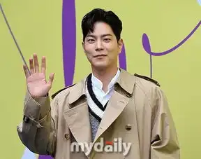 韩国艺人洪宗玄将于12月2日参军
