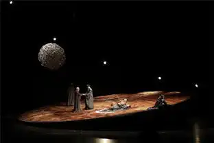 胡军哈姆雷特拉开世界巡演大幕
