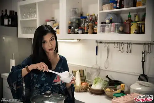 黄秋生蔡卓妍大茶饭老少恋成焦点