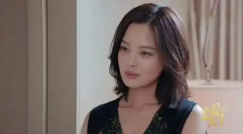 新年改造2今年最火的这3款网红发型,你剪会好看吗
