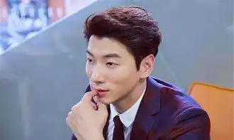 张亮疑似假离婚只为给寇静补婚礼,曾被拍今年和家人同旅游