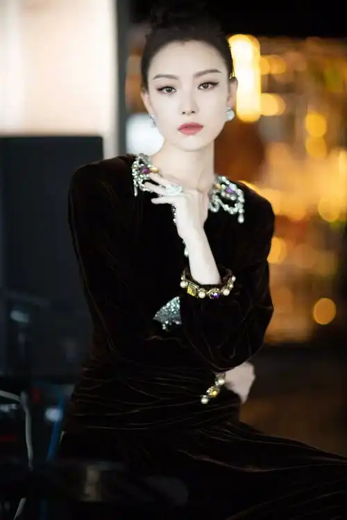 中国金鸡百花电影节闭幕式众明星造型惊艳刘诗诗倪妮气质超群