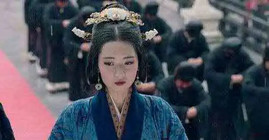 曹节和曹操什么关系
