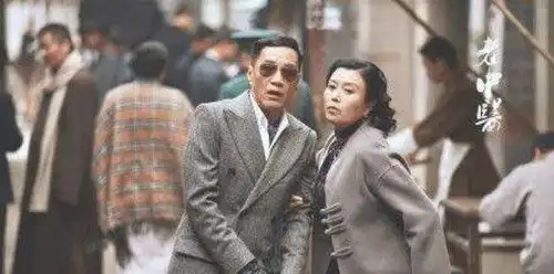 丁嘉丽孙红雷20年前搭档剧照罕见流出,那时的他们看起像神仙眷侣