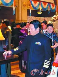 李连杰客串建国大业为壹基金筹款图
