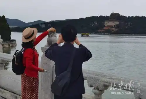 国庆假期人气高,本端带您蒙蒙细雨中逛不一样的颐和园