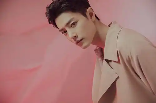 三月最受欢迎演员top10王一博第七谭松韵五,龚俊张哲瀚高人气拼不过冠军