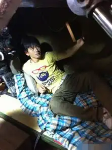 婚巢聚焦80后婚房黄明蜗居时代演男版海萍
