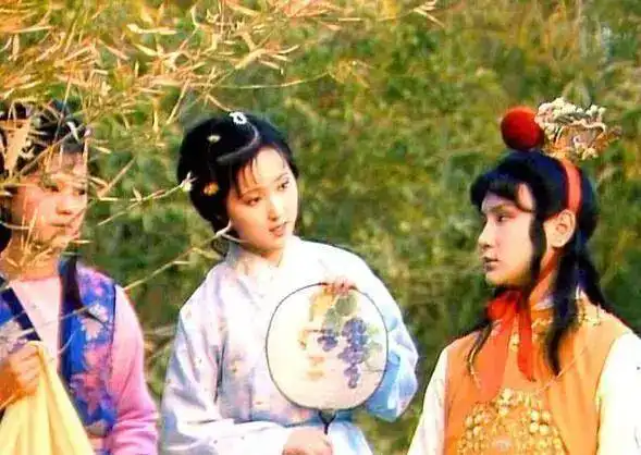 红楼梦中都有哪些细思恐极的灵异事件和神鬼世界