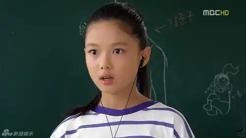 从小美到大17岁金裕贞初长成少女也是老戏骨
