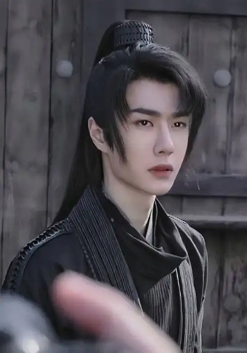 王一博新歌被嘲难听,赵丽颖二字霸气回应有翡演员集体发文力挺
